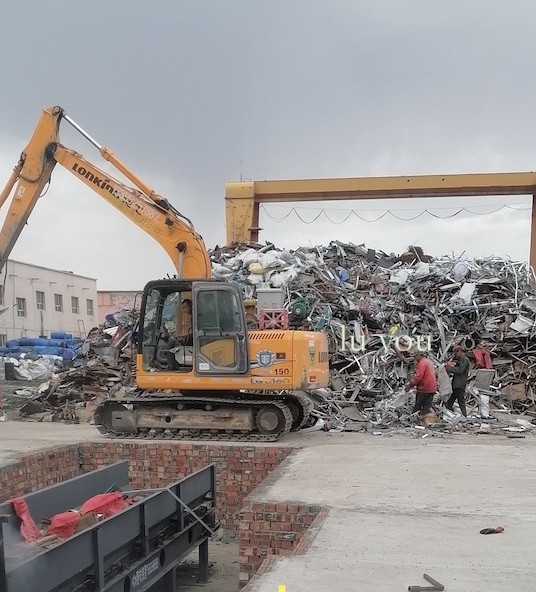 315破碎機！新疆阿克蘇地區(qū)再添新機