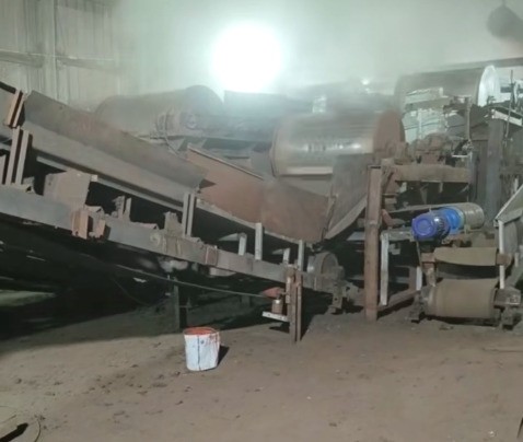 江蘇地區(qū)新款315斷橋鋁破碎機配合兩條渦電流作業(yè)