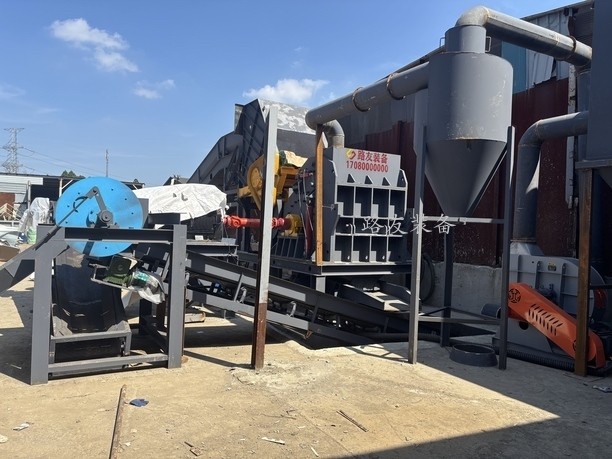 日本千葉地區(qū)315破碎機安裝結(jié)束等待試機