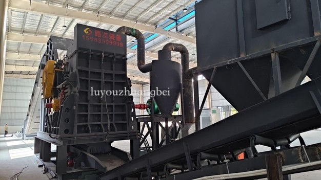 四川雙線（破碎線、分選線）安裝結(jié)束，等待客戶試機(jī)指令。